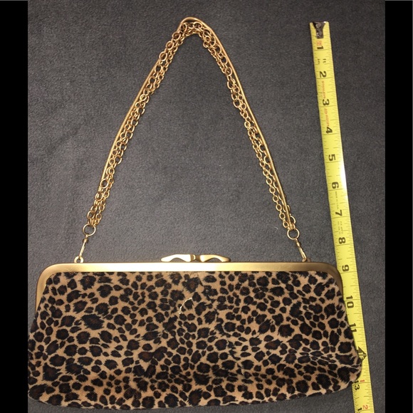 Valerie Stevens Handbags - EUC VALERIE STEVENS LEOPARD CLUTCH
